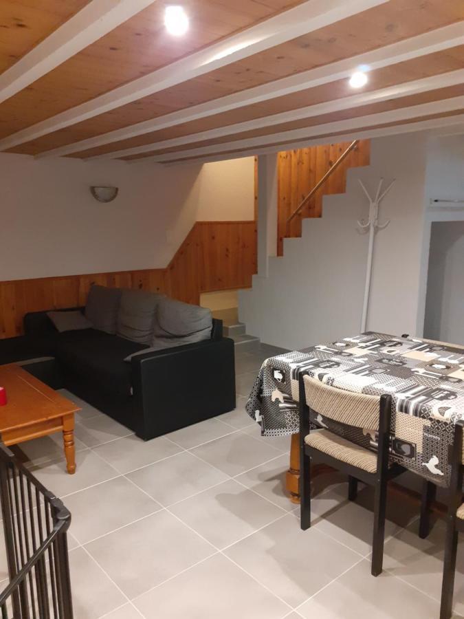 Gites De La Vallee Des Gaves Préchac Exteriör bild