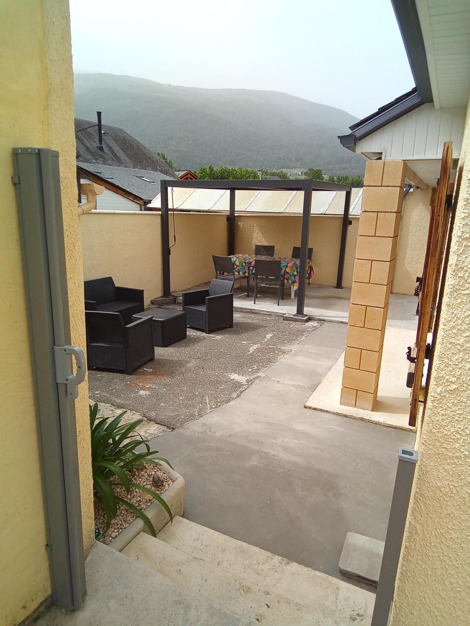 Gites De La Vallee Des Gaves Préchac Exteriör bild